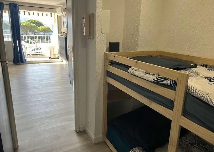 아파트 Renove, 4 Couchages, Proche Et Commerces, Parking Prive, Port Camargue - Fr-1-250-44