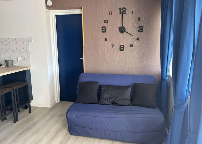 Renove, 4 Couchages, Proche Et Commerces, Parking Prive, Port Camargue - Fr-1-250-44