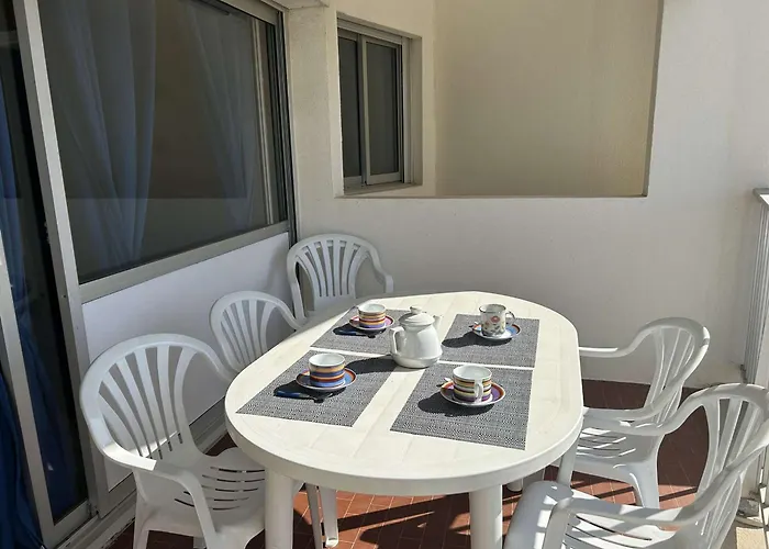 아파트 Renove, 4 Couchages, Proche Et Commerces, Parking Prive, Port Camargue - Fr-1-250-44 *