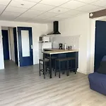 Lejlighed Renove, 4 Couchages, Proche Et Commerces, Parking Prive, Port Camargue - Fr-1-250-44