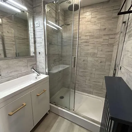 Renove, 4 Couchages, Proche Et Commerces, Parking Prive, Port Camargue - Fr-1-250-44 * 르그로뒤후아